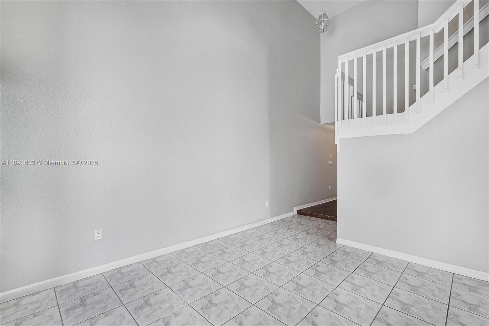 CHRISTINA AT THE HAMMOCKS - Residential