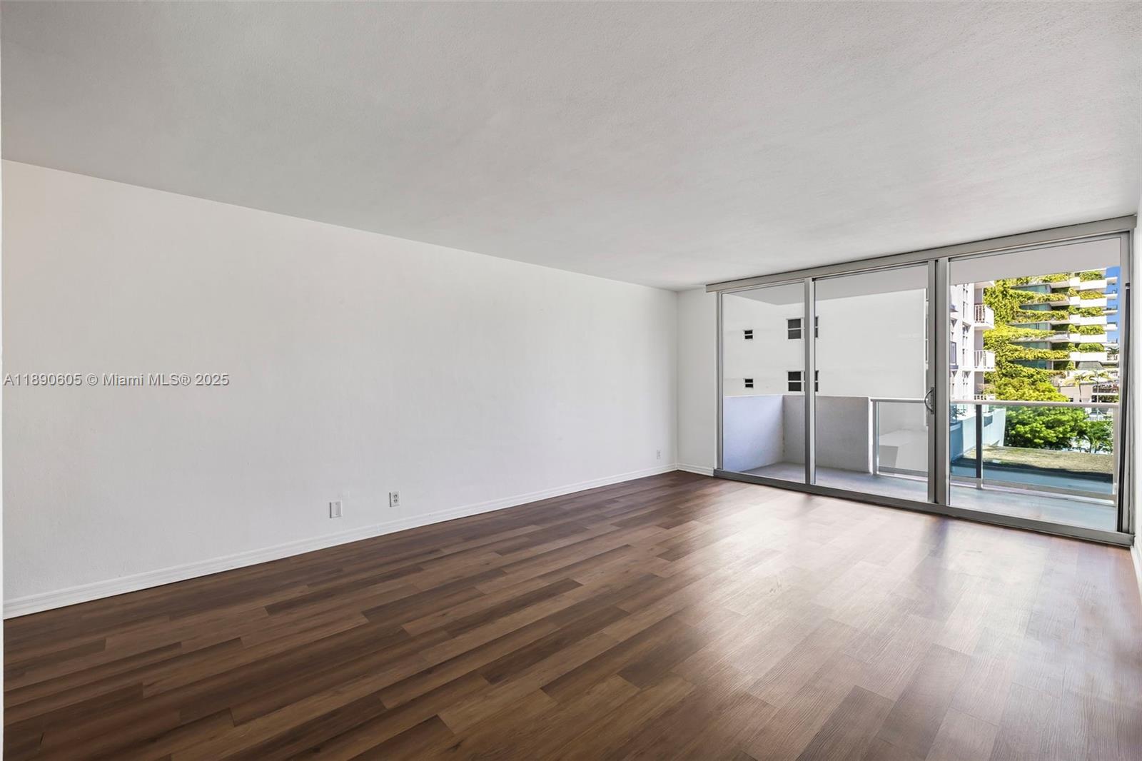 MIRADOR 1200 CONDO - Residential