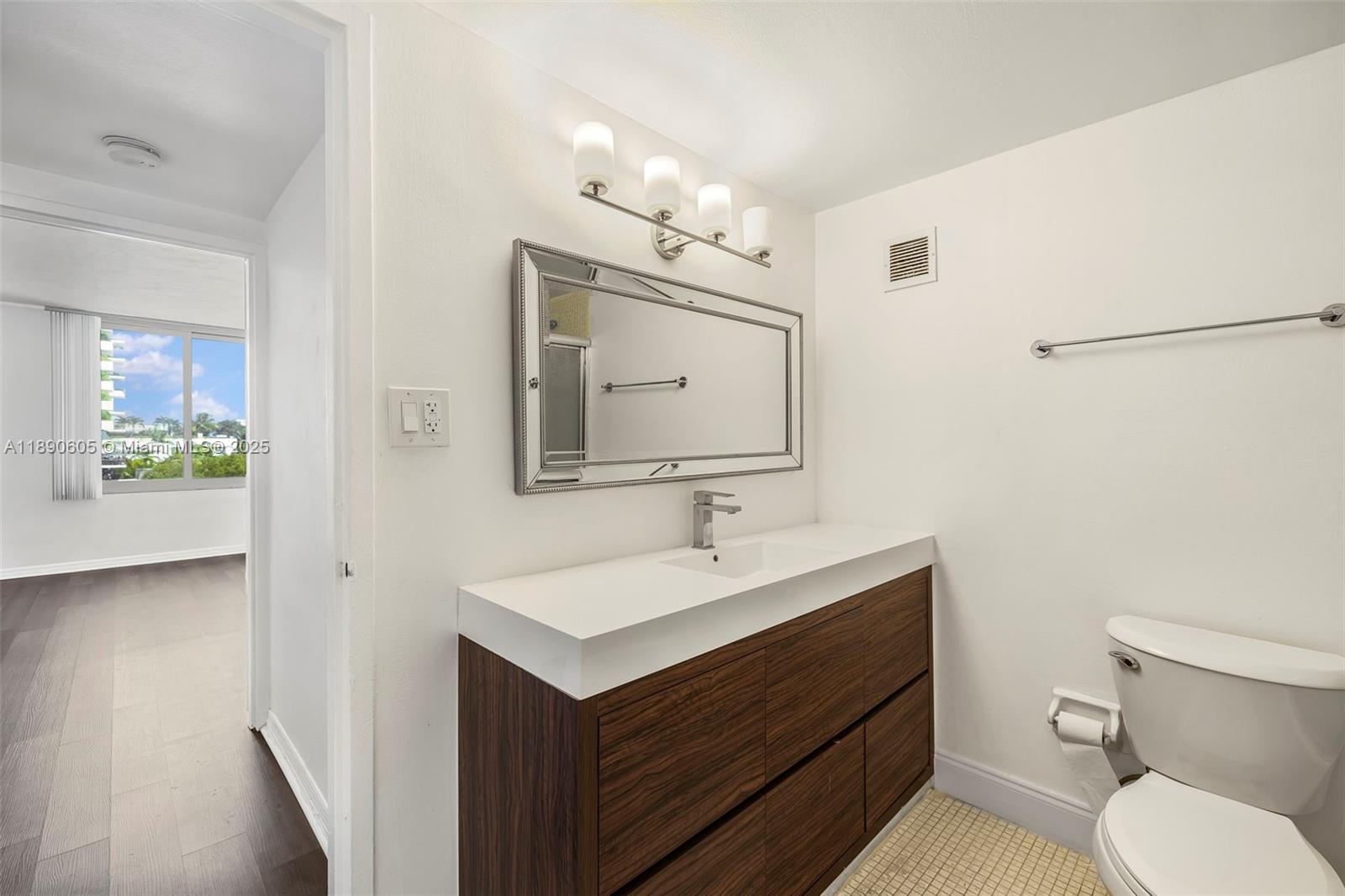 MIRADOR 1200 CONDO - Residential