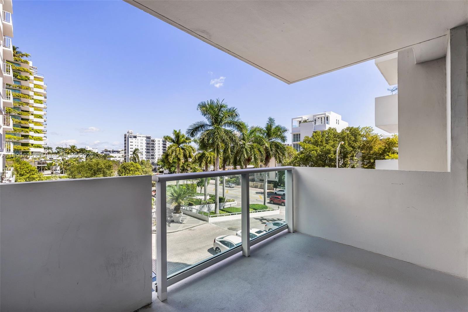 MIRADOR 1200 CONDO - Residential