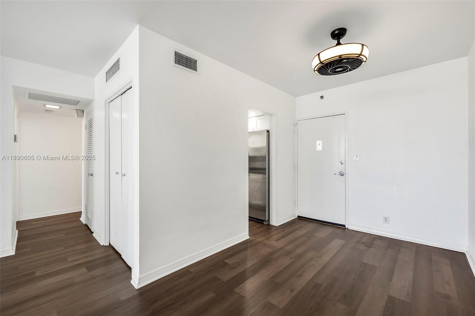 MIRADOR 1200 CONDO - Residential