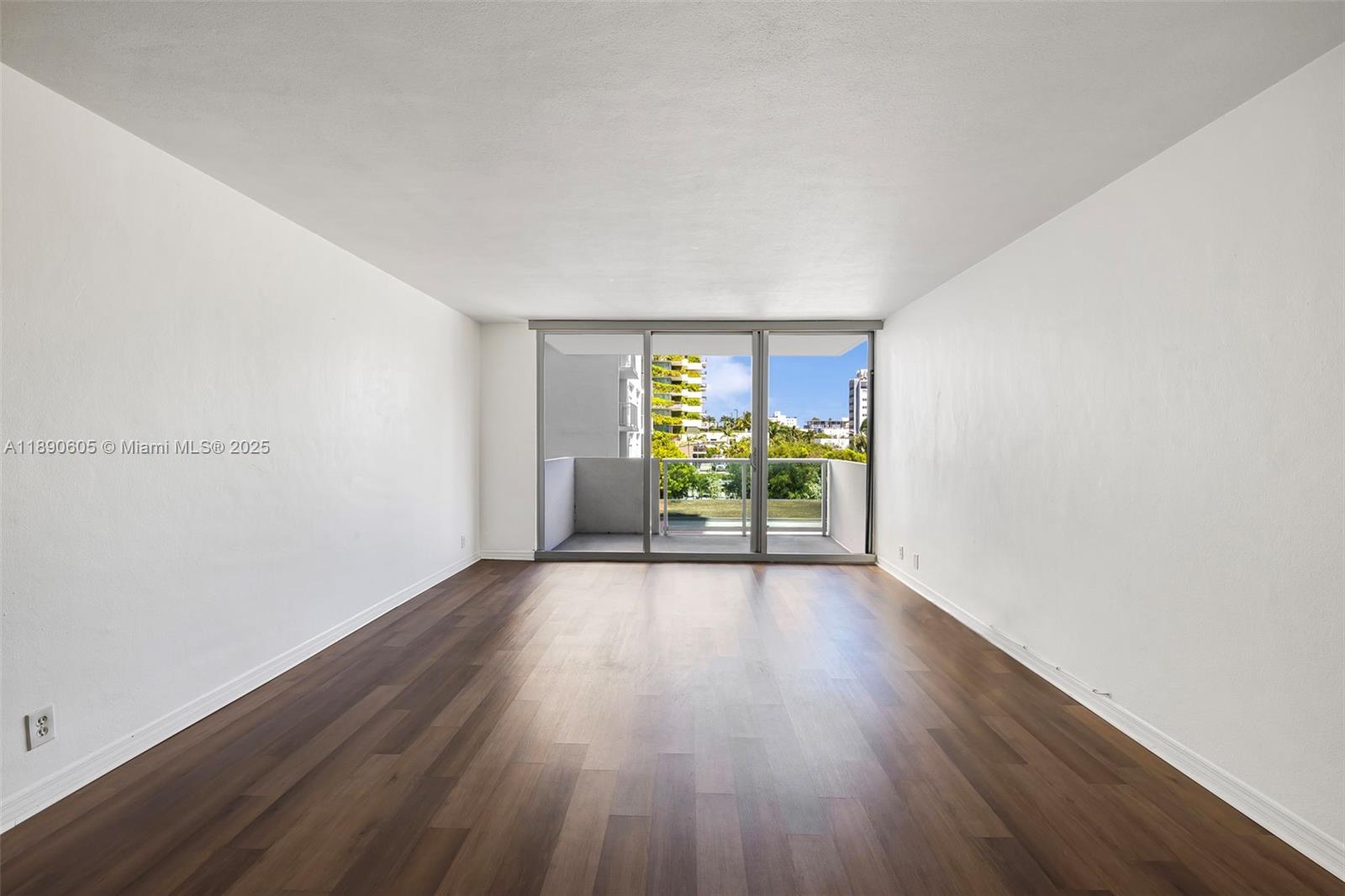 MIRADOR 1200 CONDO - Residential