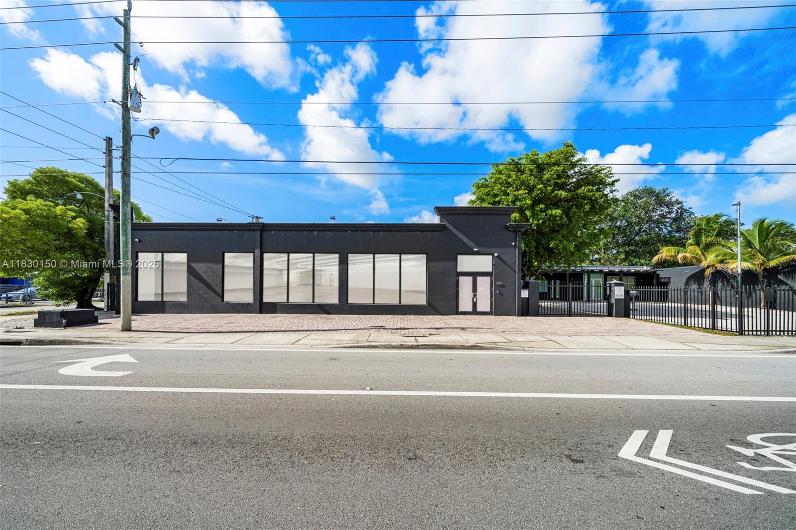 100 NW 36th St