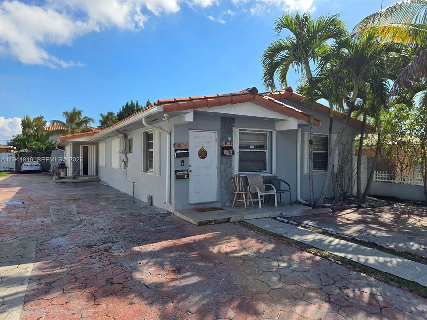 Enjoy this spacious 2-bedroom unit located in the desirable border of Coral Gables and Coconut Grove. Features a fully equipped kitchen, 1 full bath. Ren includes electricity and water. And add convenience, the second bedroom has a separate entrance. High-value location walking distance to The Shops at Merrick Park and Douglas Road Metrorail Station. Minutes from Milam’s Market, Publix, and CocoWalk. Direct access to US-1 and The Underline, offering easy connectivity to the University of Miami and Brickell. Perfect for tenants prioritizing location, parking, and included utilities.