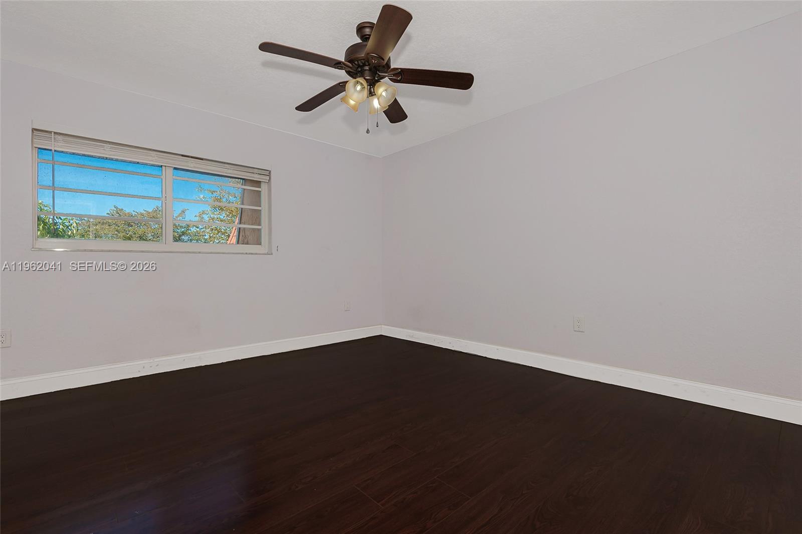 LAGUNA CLUB EAST CONDO - Residential