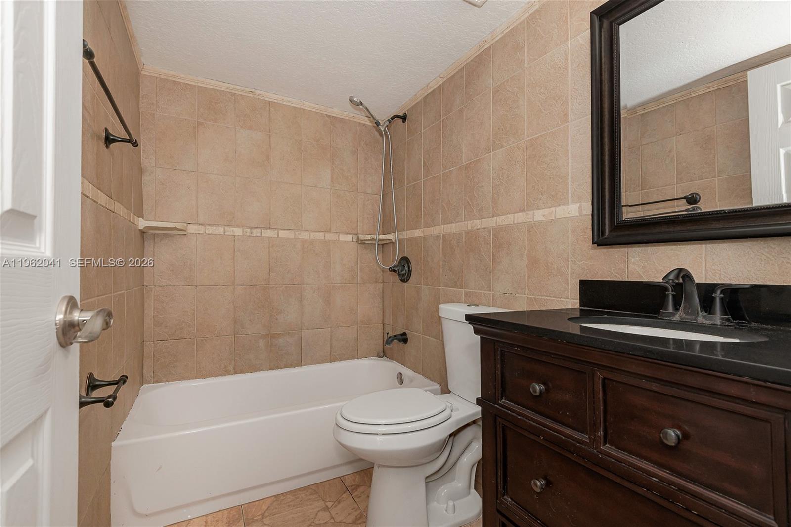 LAGUNA CLUB EAST CONDO - Residential