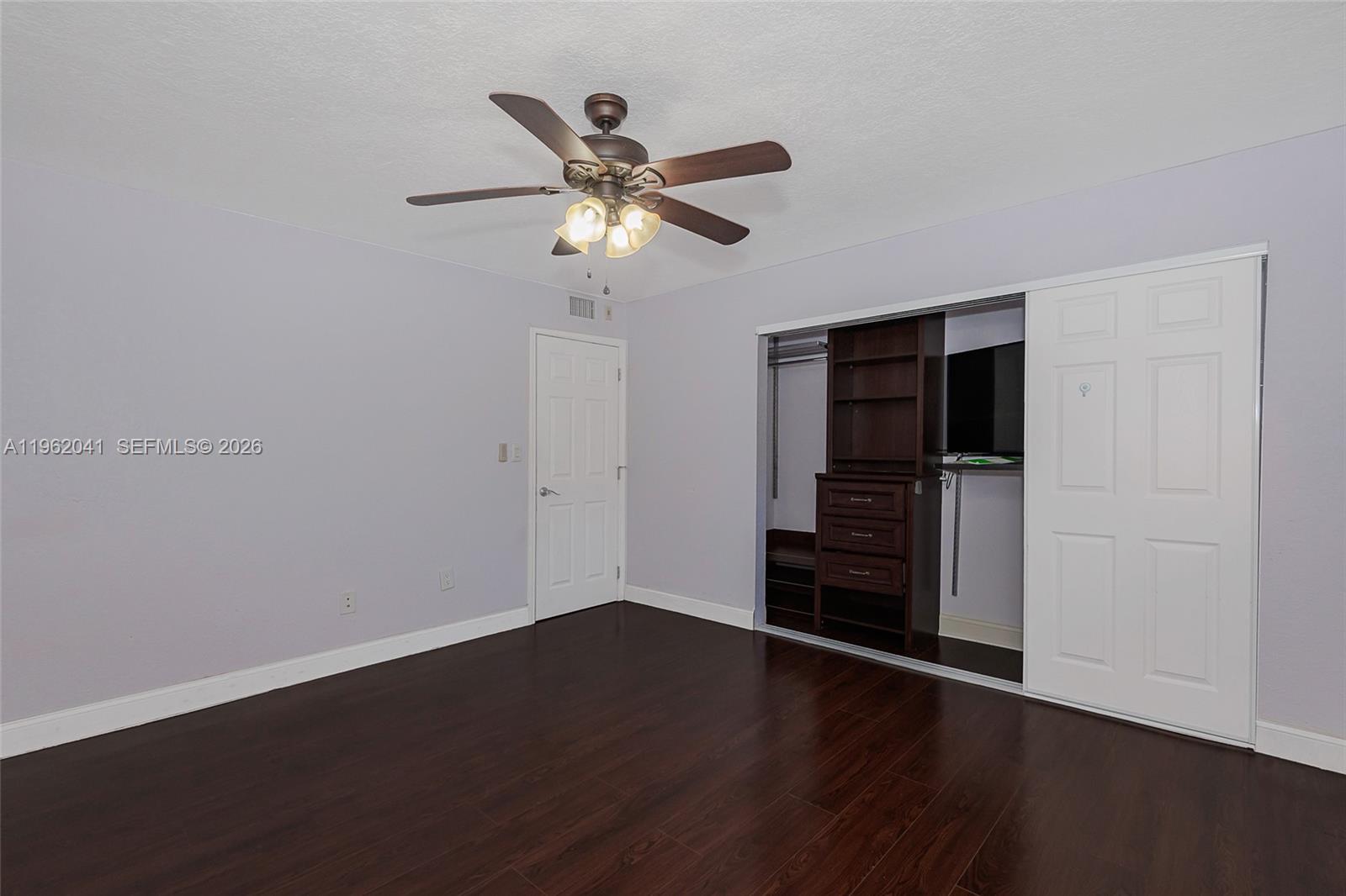 LAGUNA CLUB EAST CONDO - Residential