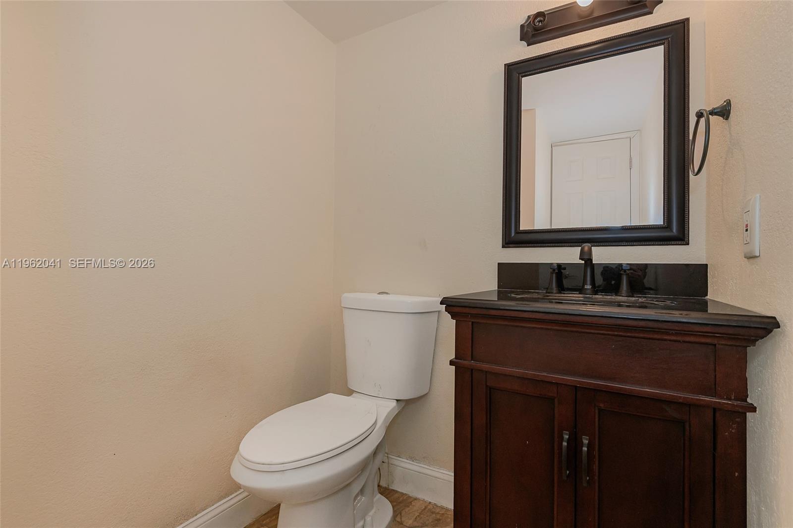 LAGUNA CLUB EAST CONDO - Residential