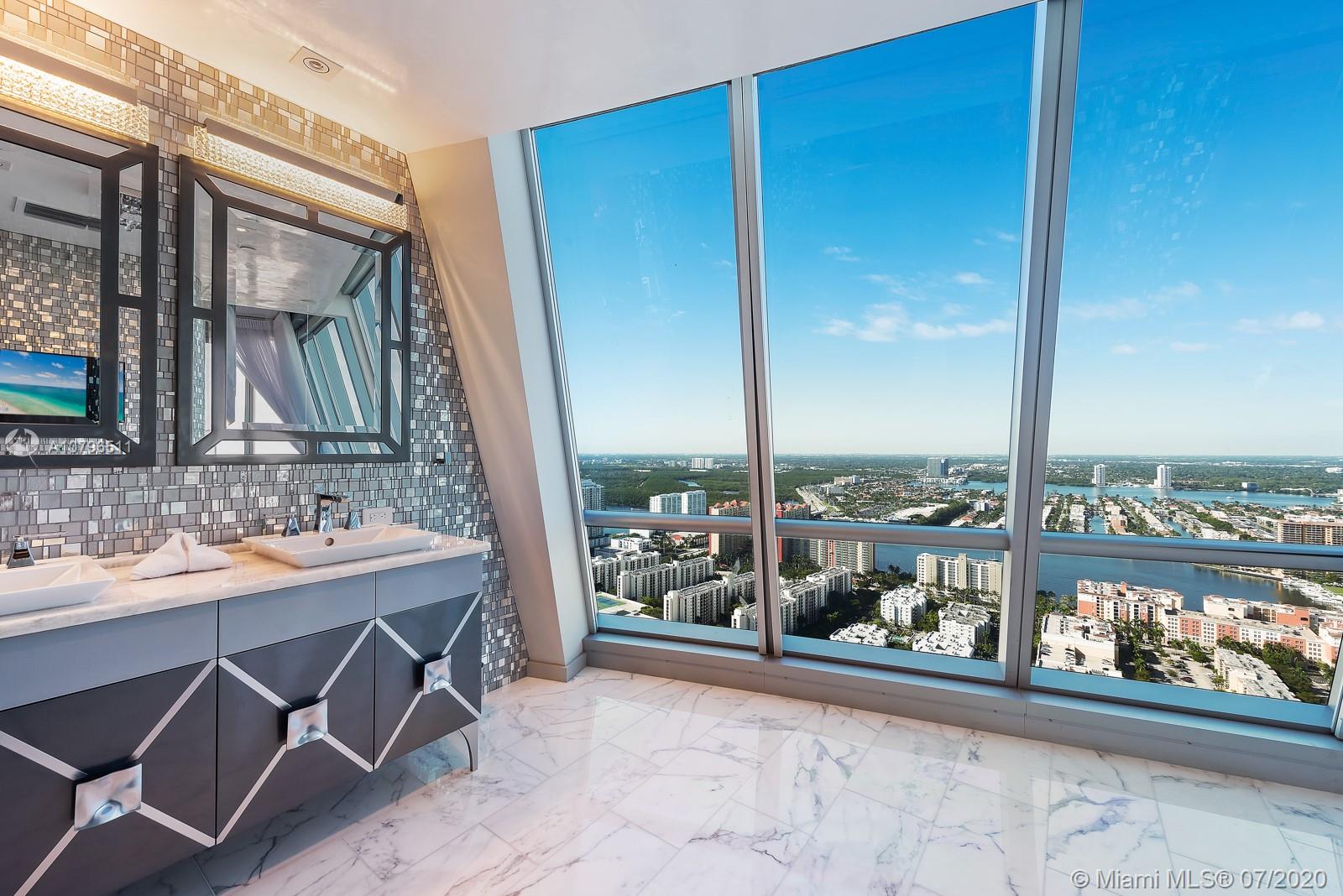 JADE OCEAN CONDO - Residential