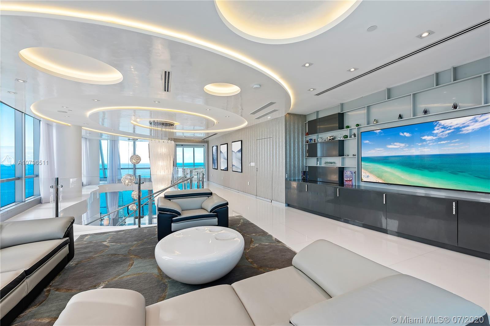 JADE OCEAN CONDO - Residential