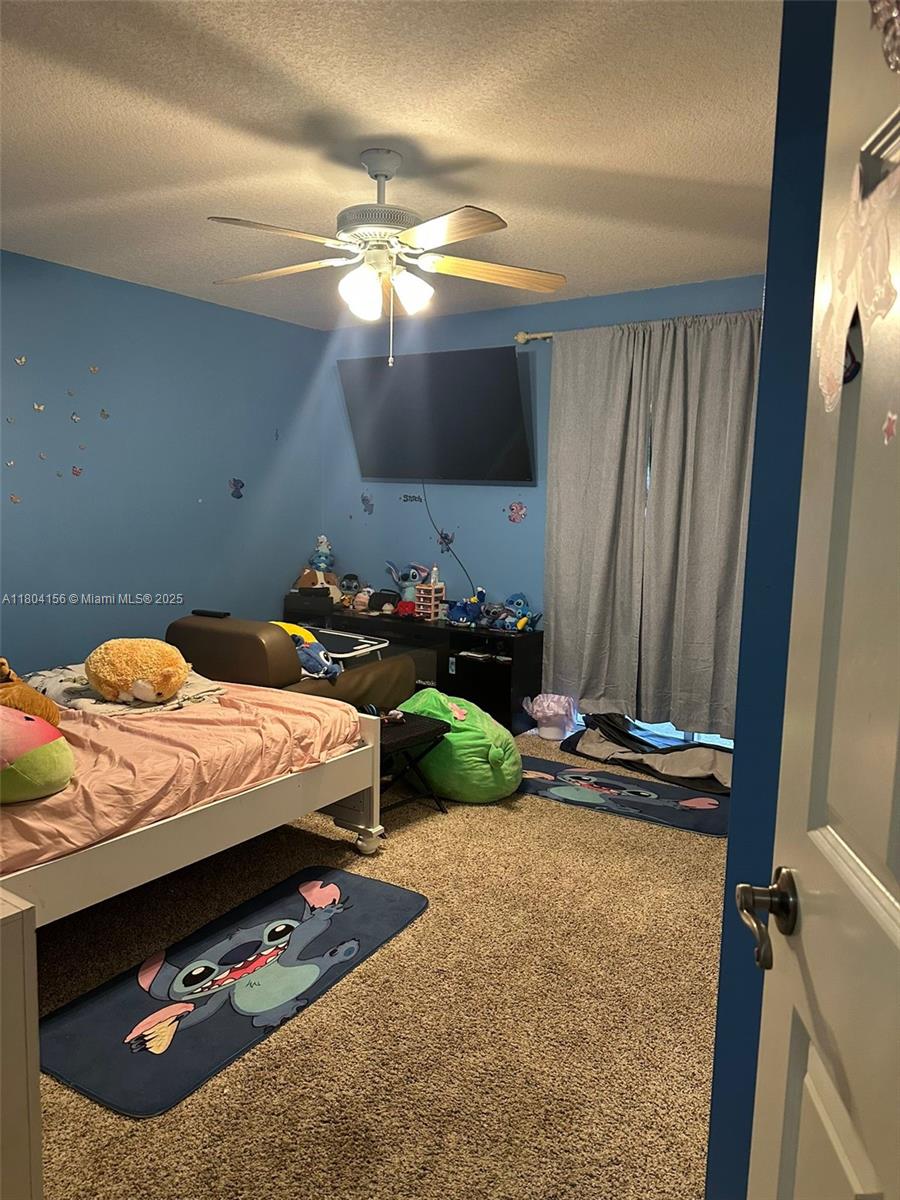 00084 RAMONA ACRES D BK 71 - Residential