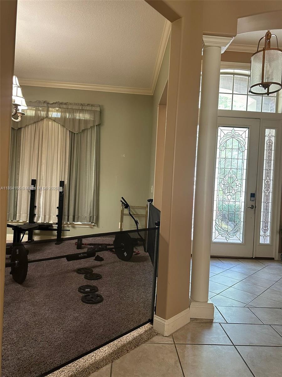 00084 RAMONA ACRES D BK 71 - Residential