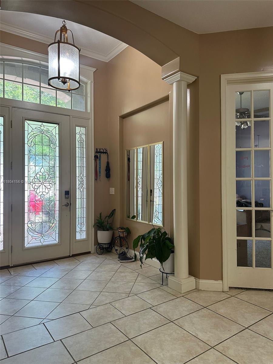 00084 RAMONA ACRES D BK 71 - Residential