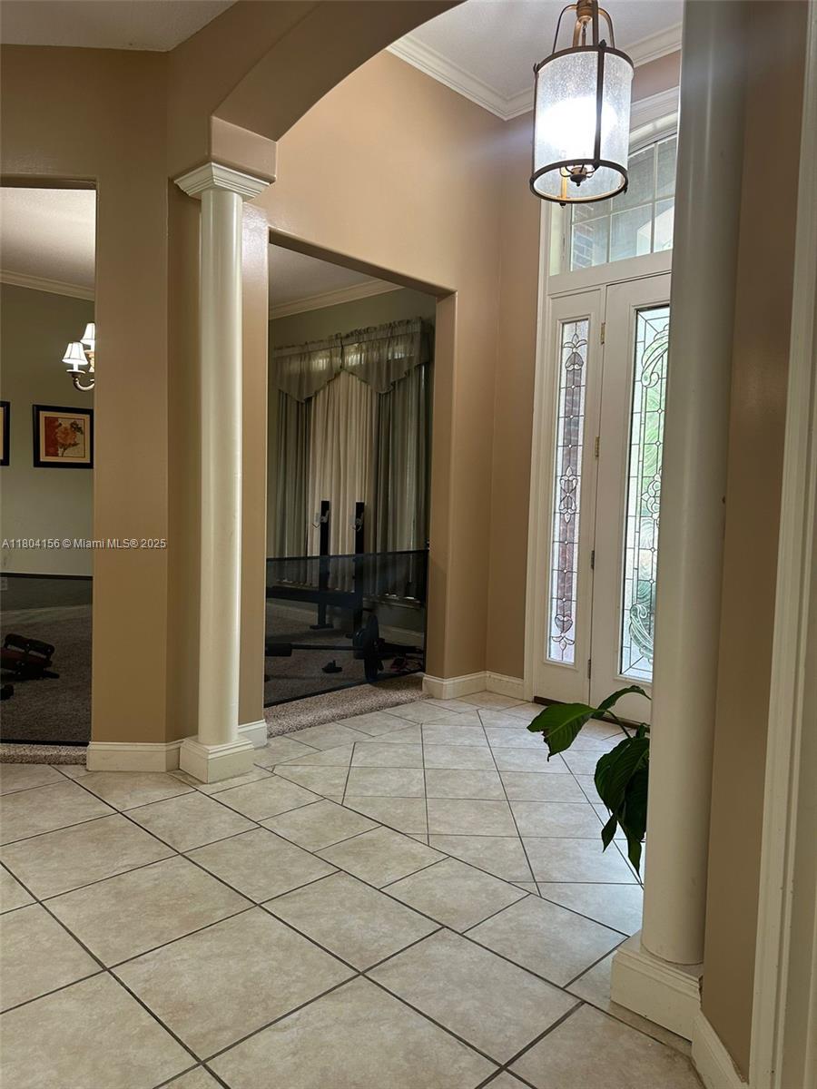 00084 RAMONA ACRES D BK 71 - Residential