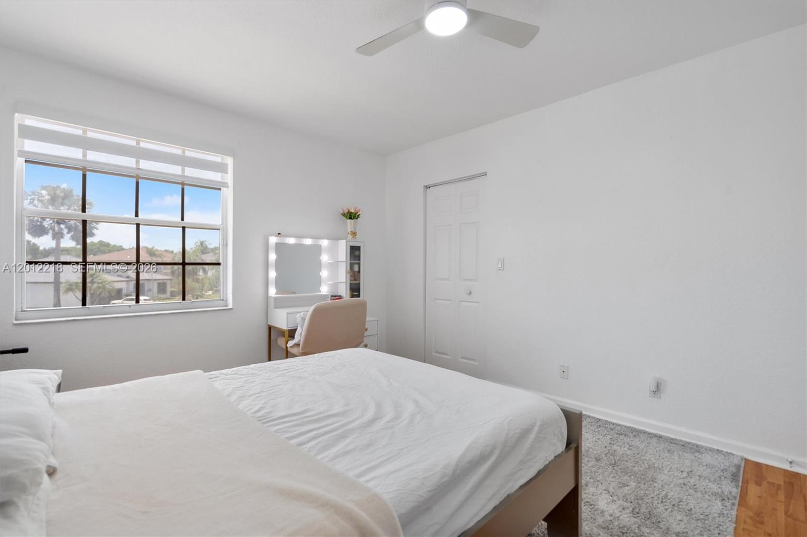 PEMBROKE SHORES - Residential