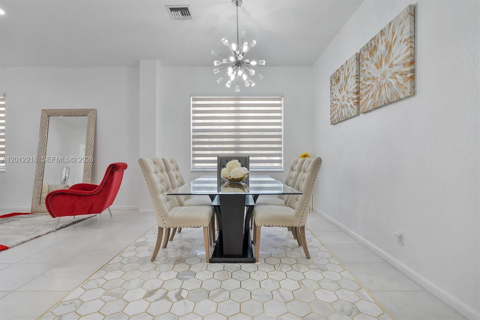 PEMBROKE SHORES - Residential