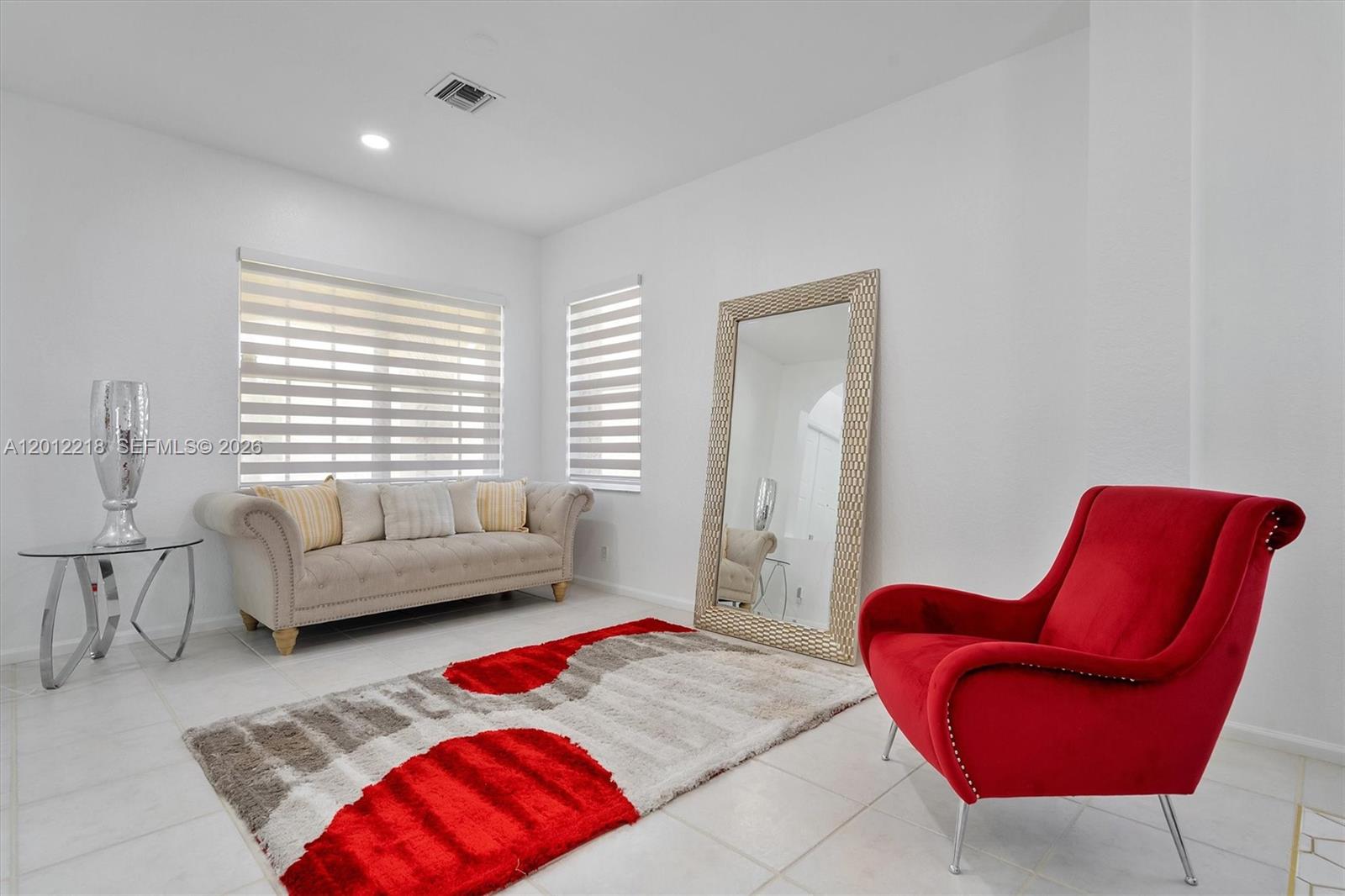 PEMBROKE SHORES - Residential