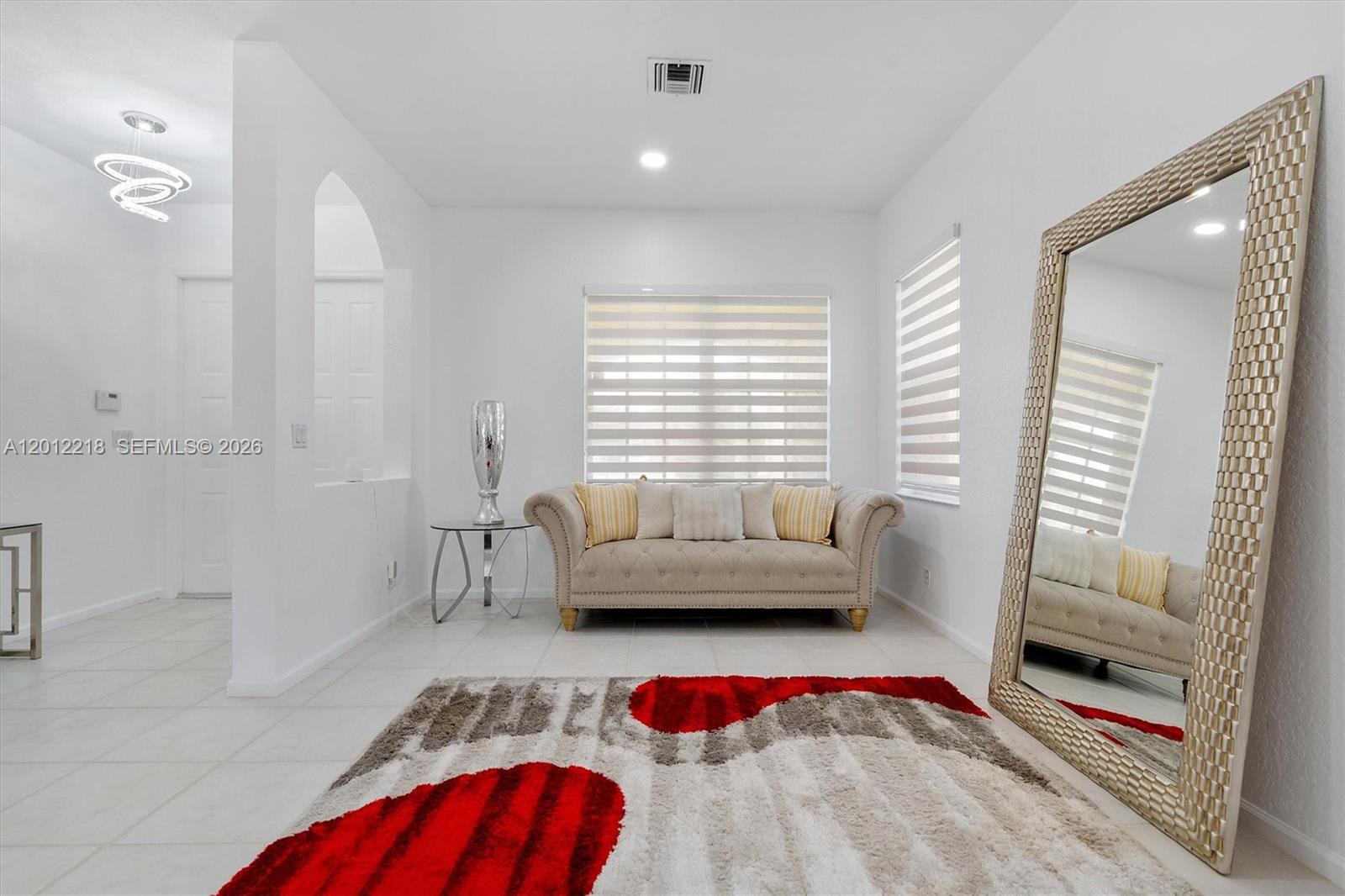 PEMBROKE SHORES - Residential