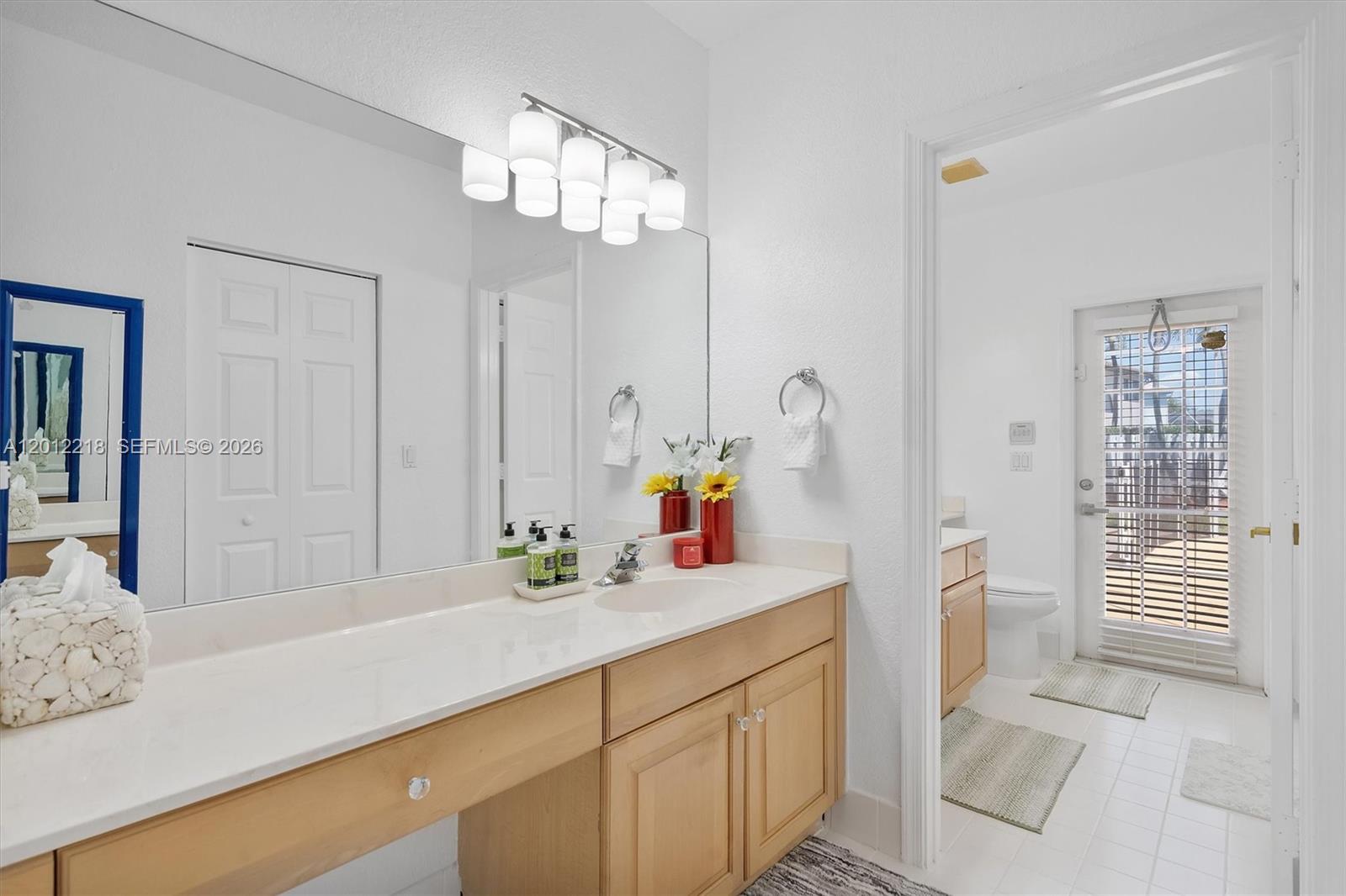 PEMBROKE SHORES - Residential