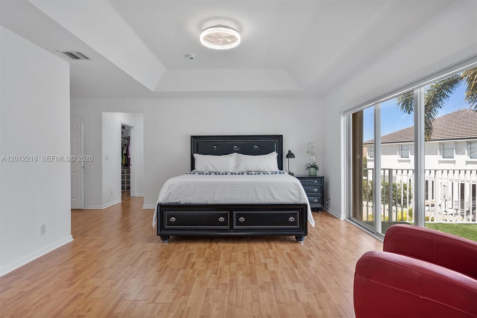 PEMBROKE SHORES - Residential