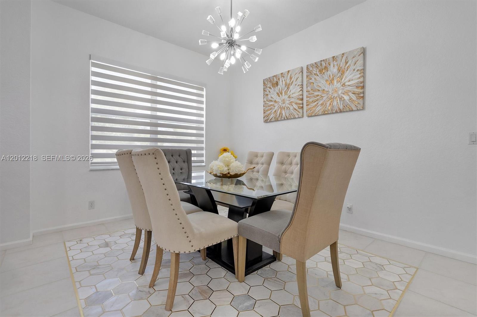 PEMBROKE SHORES - Residential
