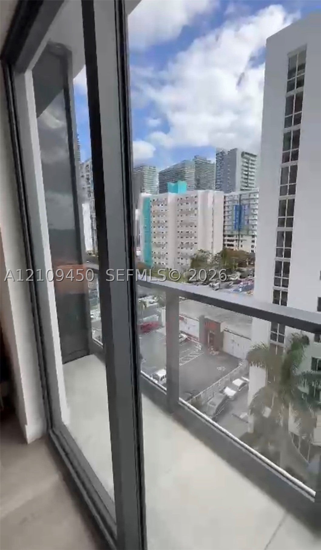 229 SW 9th St 702