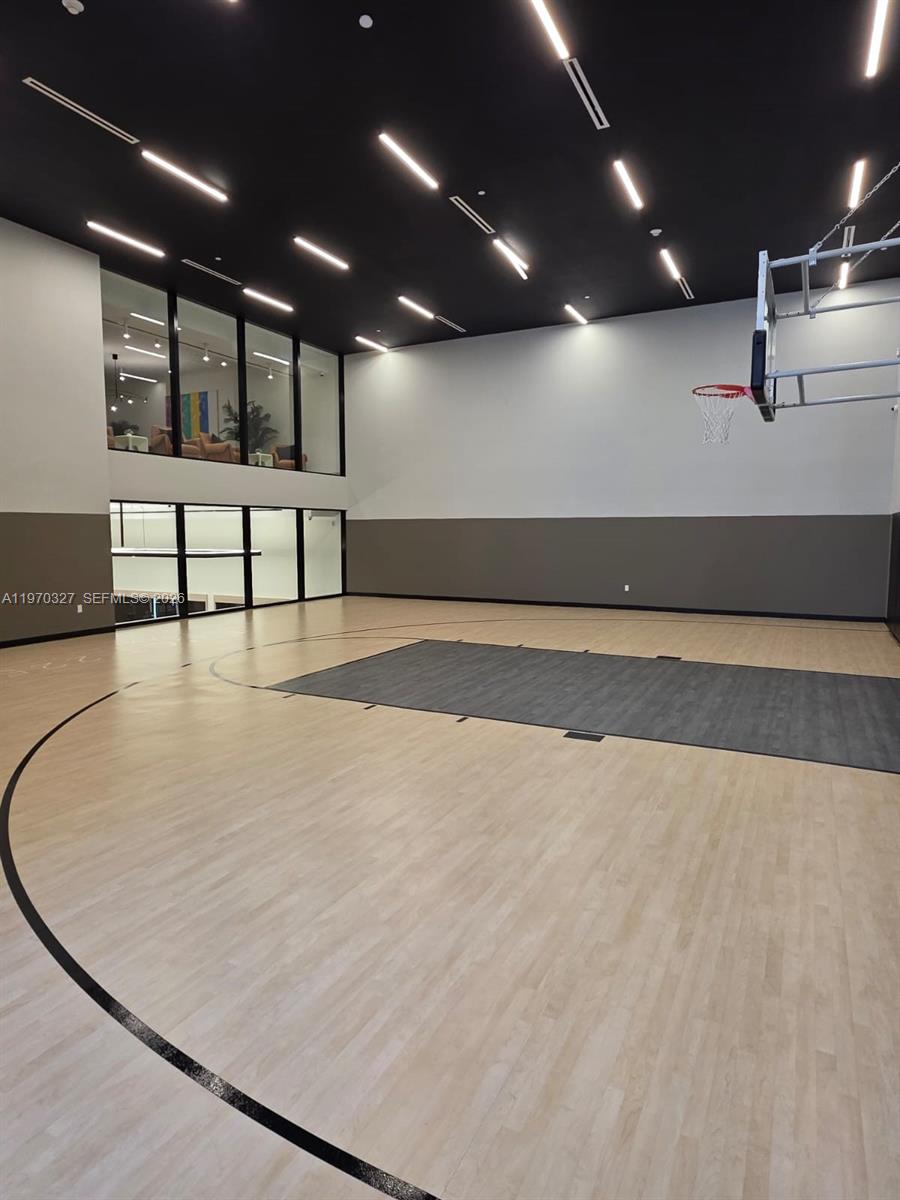 District 225 - Residential