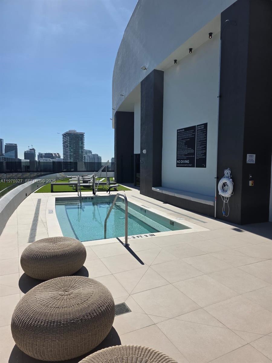 District 225 - Residential