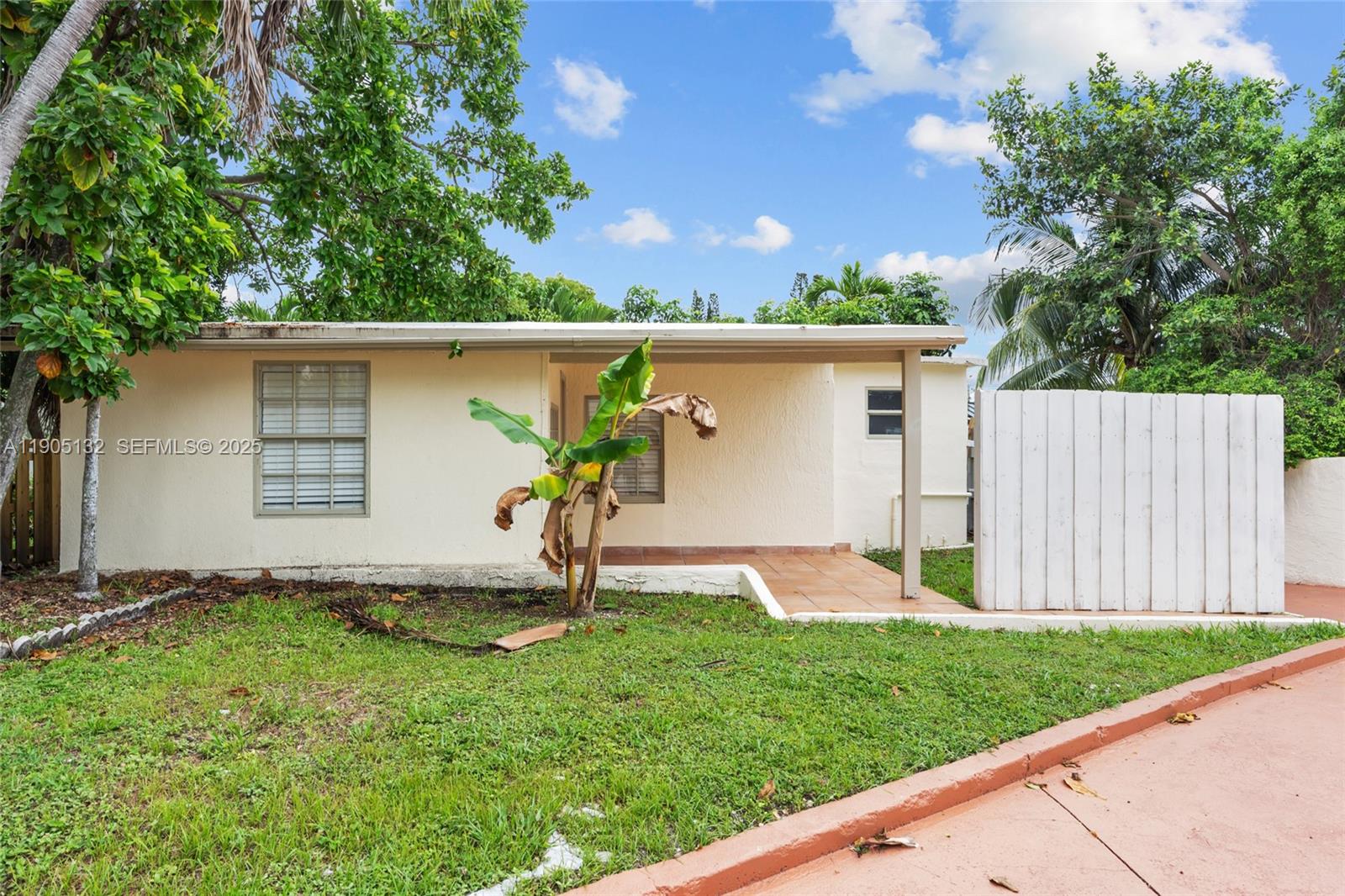 VEDADO - Residential Income