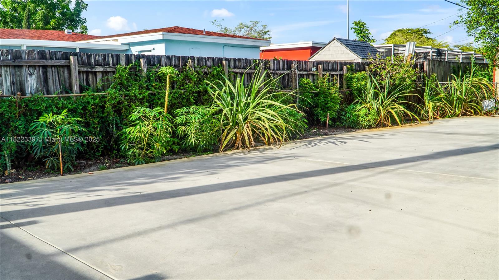 MIRAMAR SEC 10 - Residential