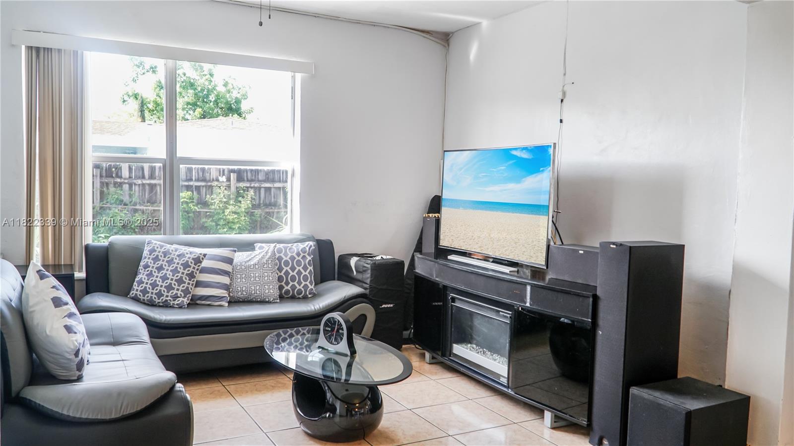 MIRAMAR SEC 10 - Residential