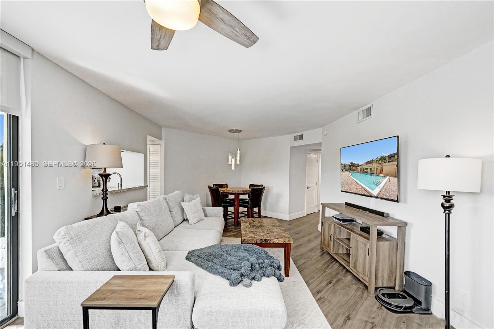 PLANTATION RACQUET CLUB - Residential