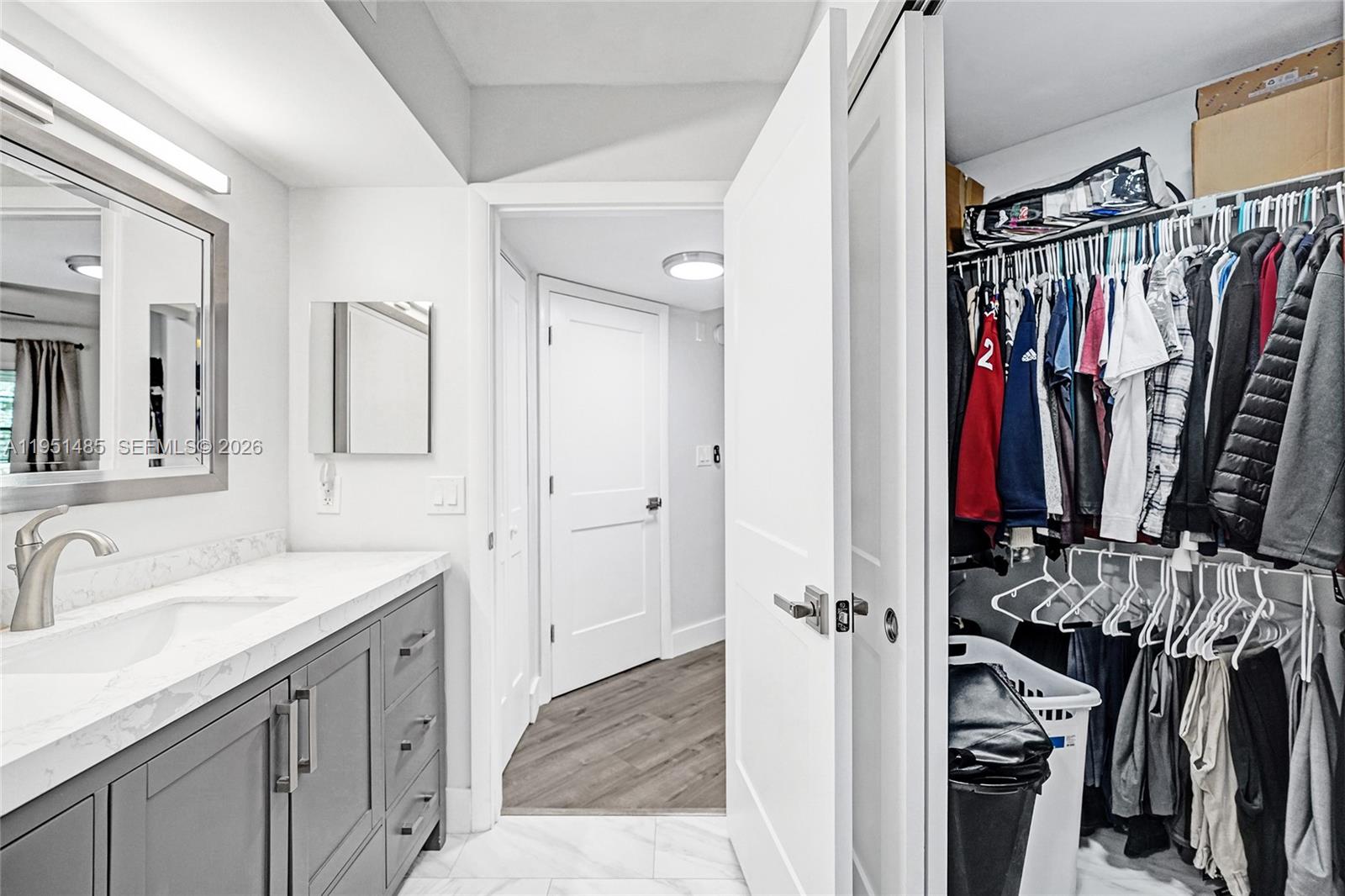 PLANTATION RACQUET CLUB - Residential