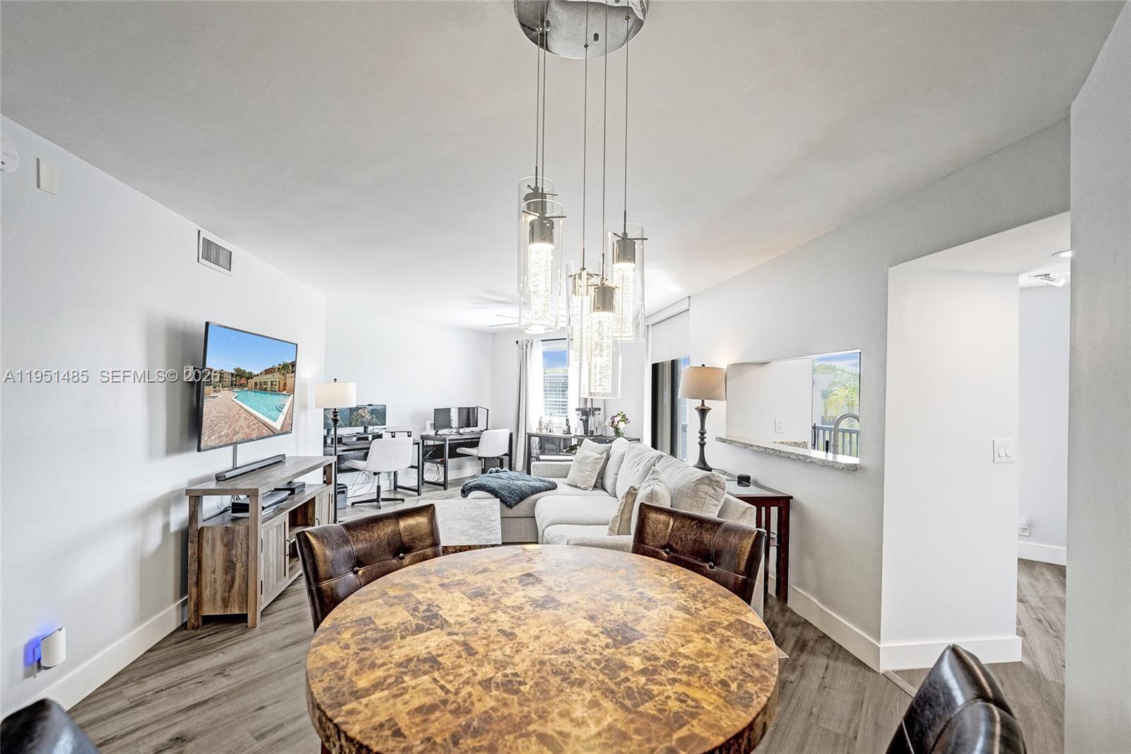 PLANTATION RACQUET CLUB - Residential