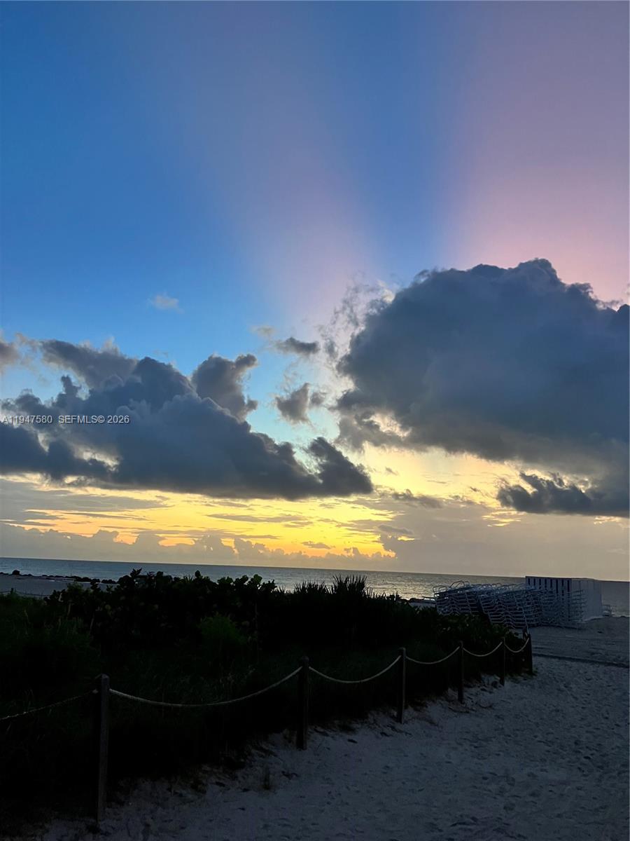 TRITON TOWER CONDO - Residential