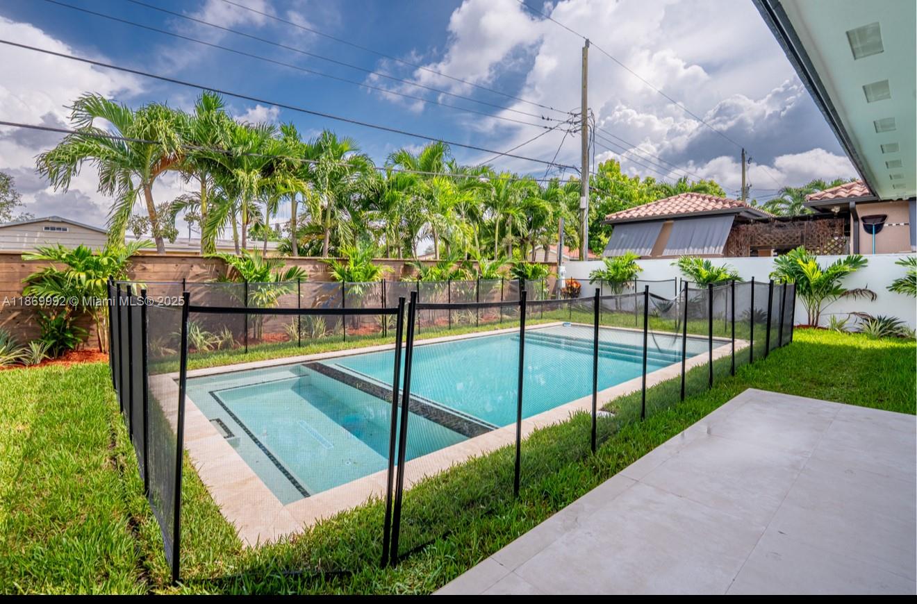 ASCOT PARK - Residential