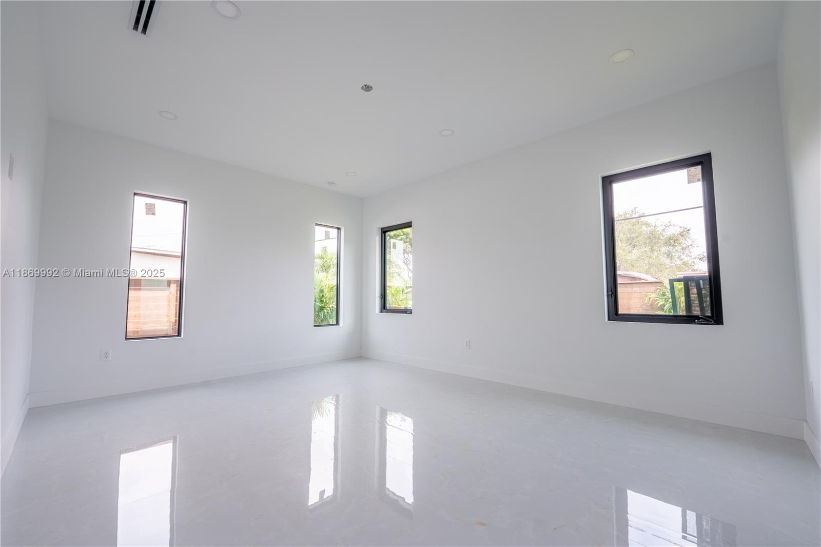 ASCOT PARK - Residential