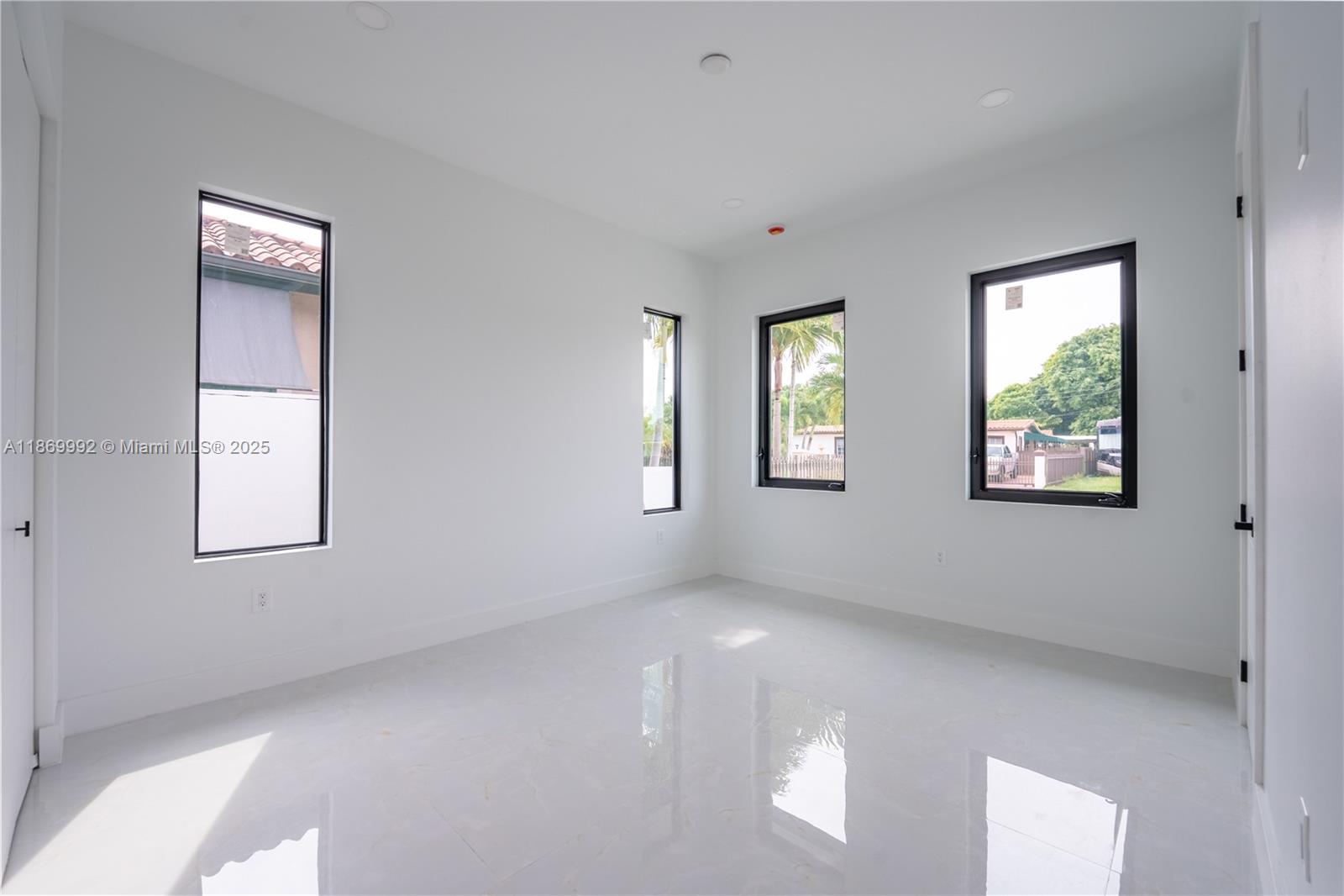 ASCOT PARK - Residential