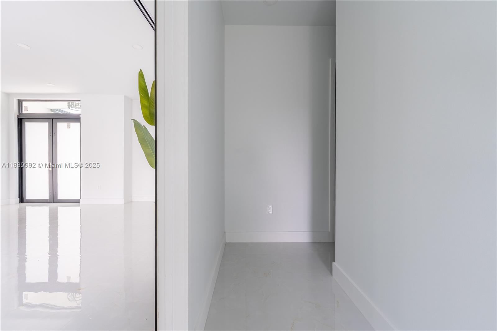 ASCOT PARK - Residential