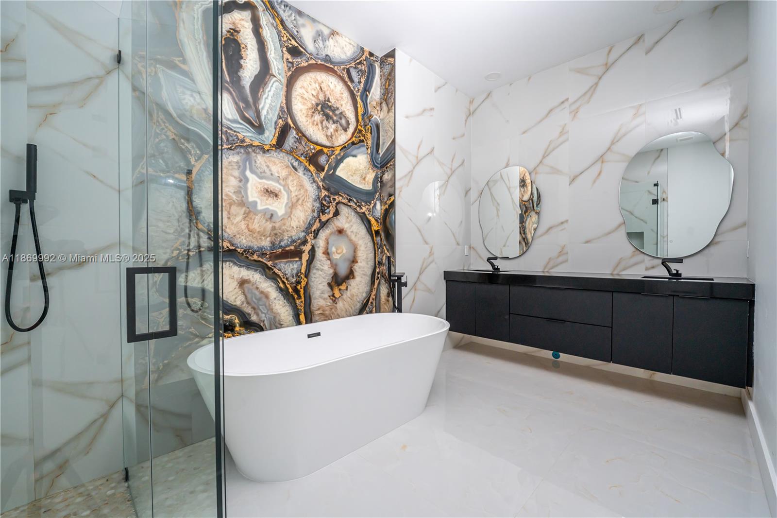 ASCOT PARK - Residential