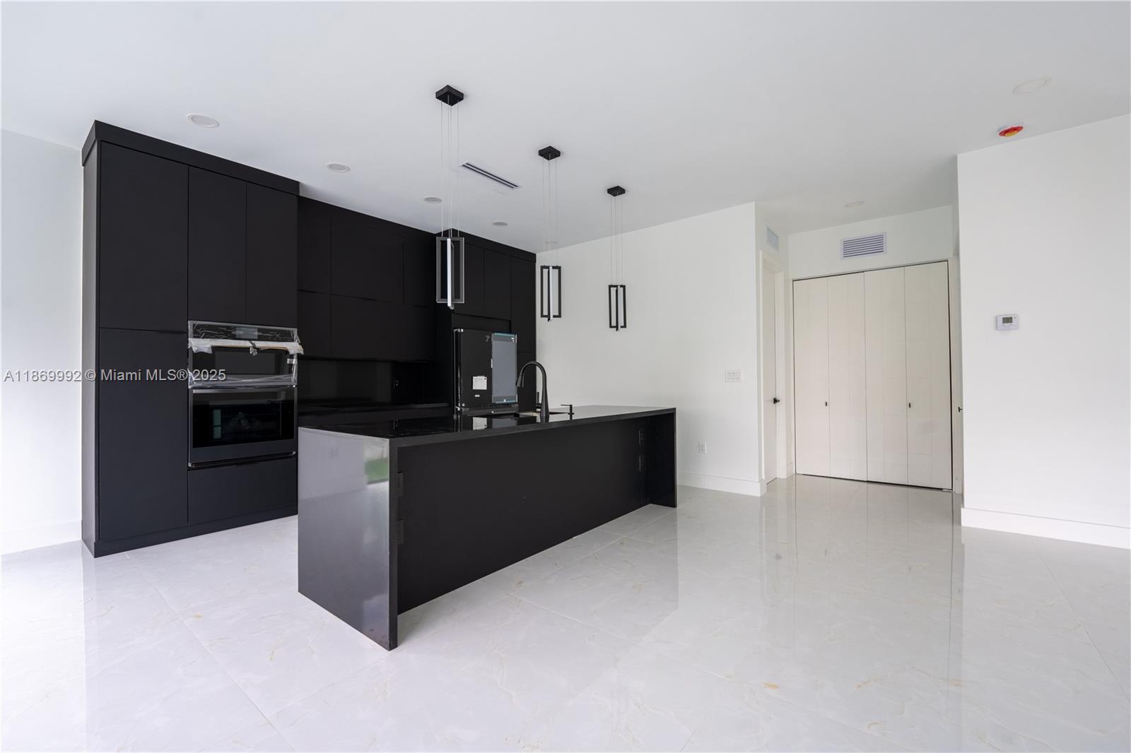 ASCOT PARK - Residential