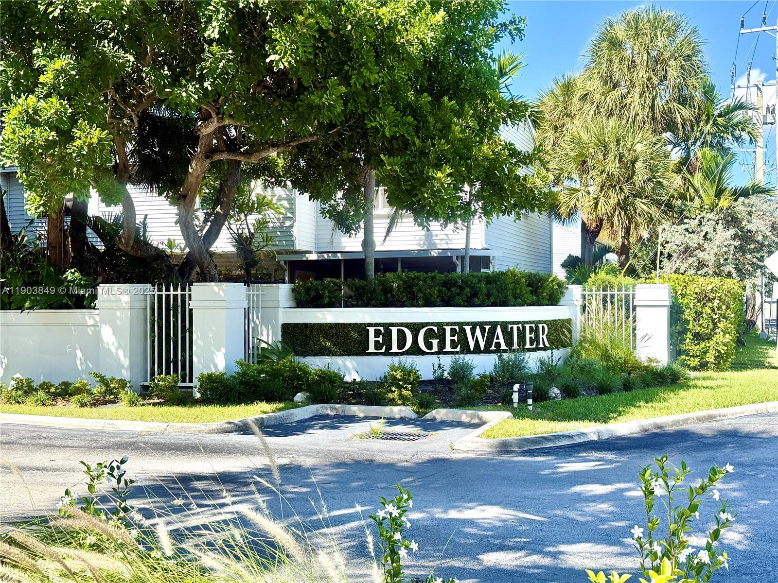 Edgewater Townhomes - Residential