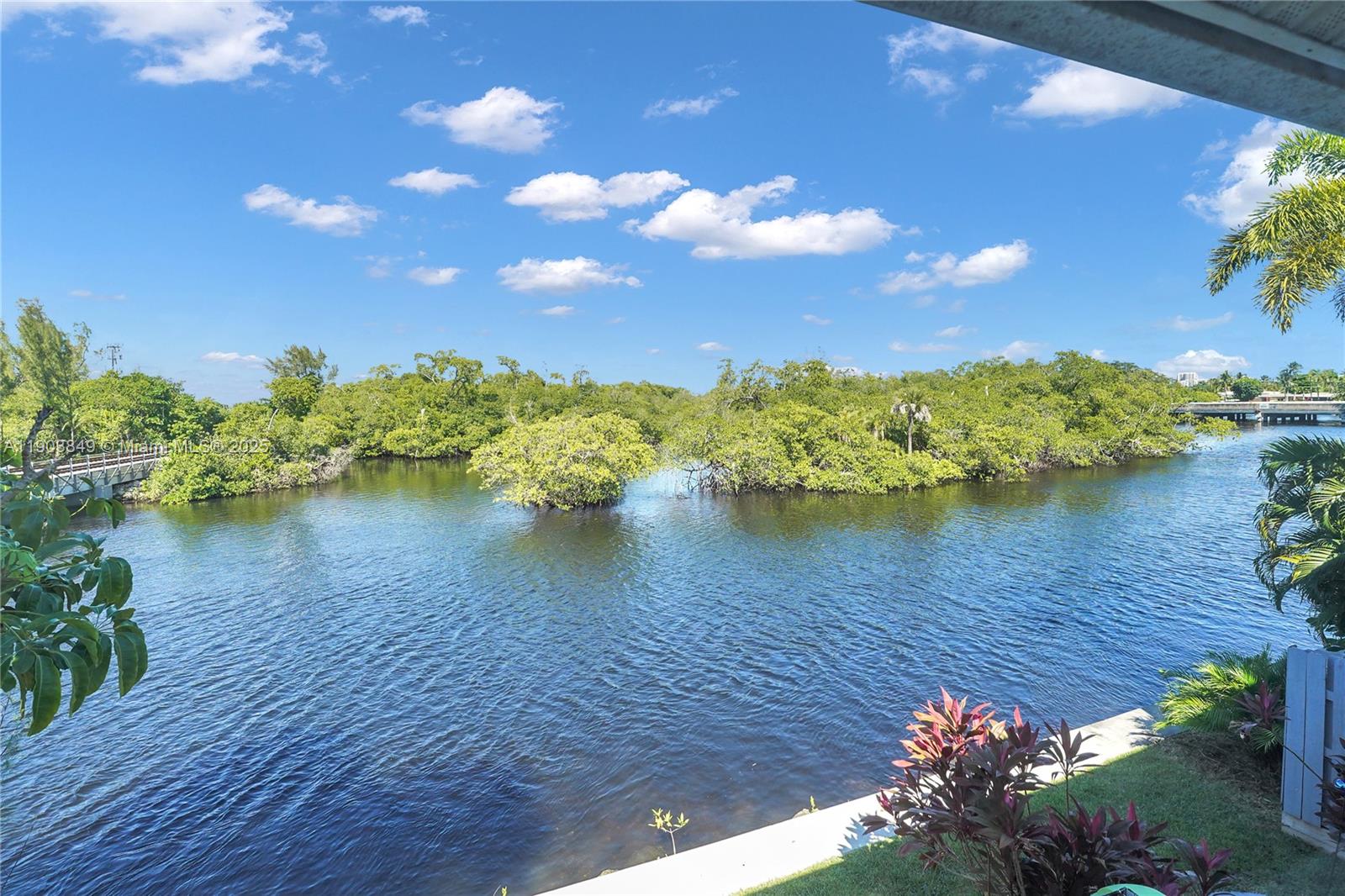 Edgewater Townhomes - Residential