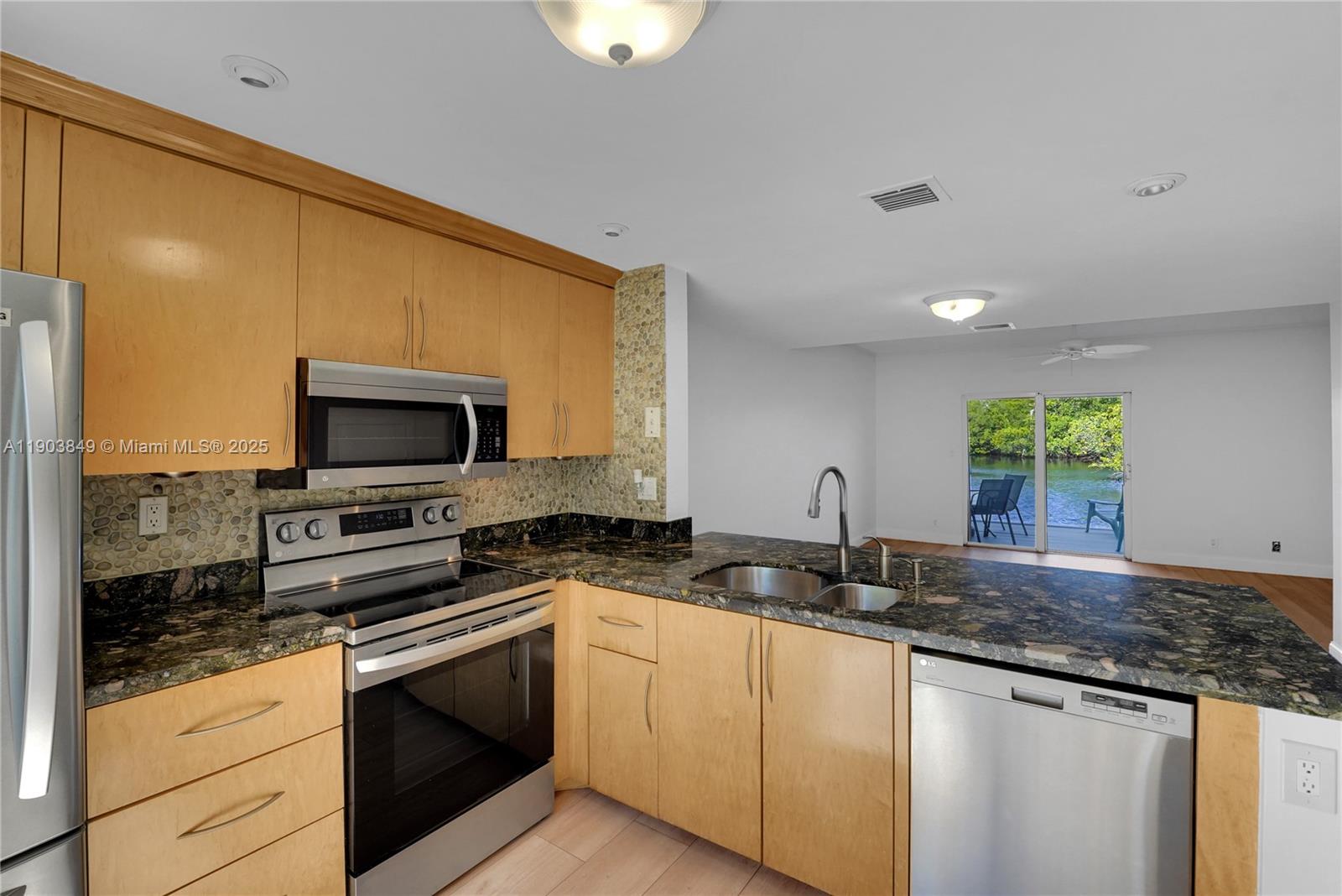 Edgewater Townhomes - Residential