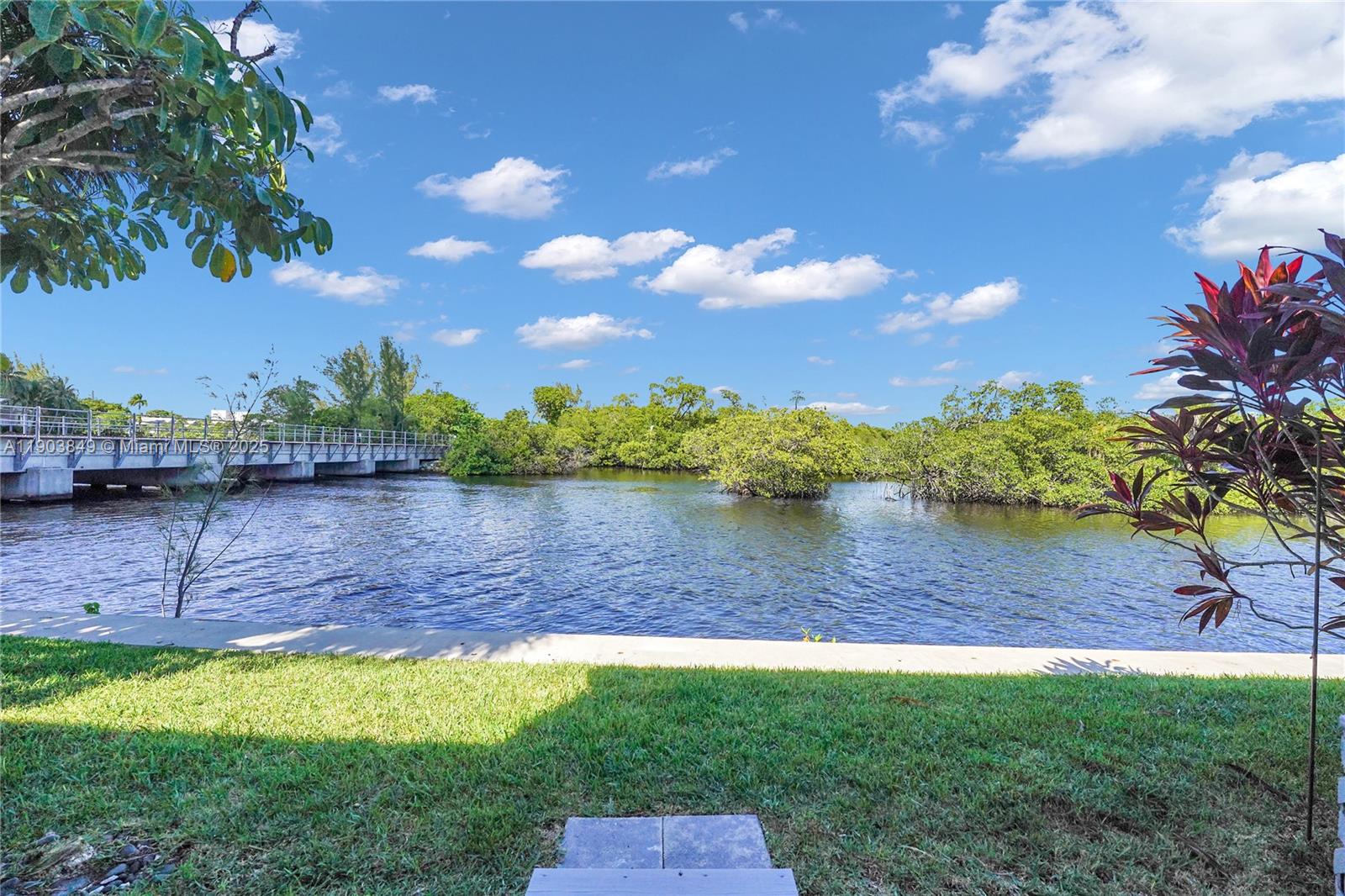 Edgewater Townhomes - Residential