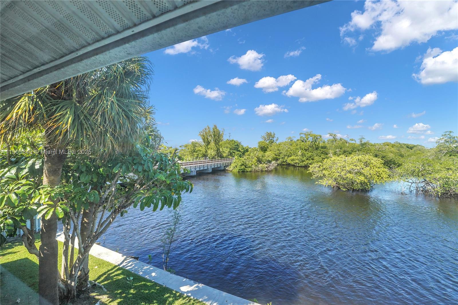 Edgewater Townhomes - Residential