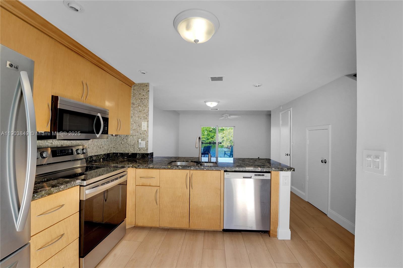 Edgewater Townhomes - Residential