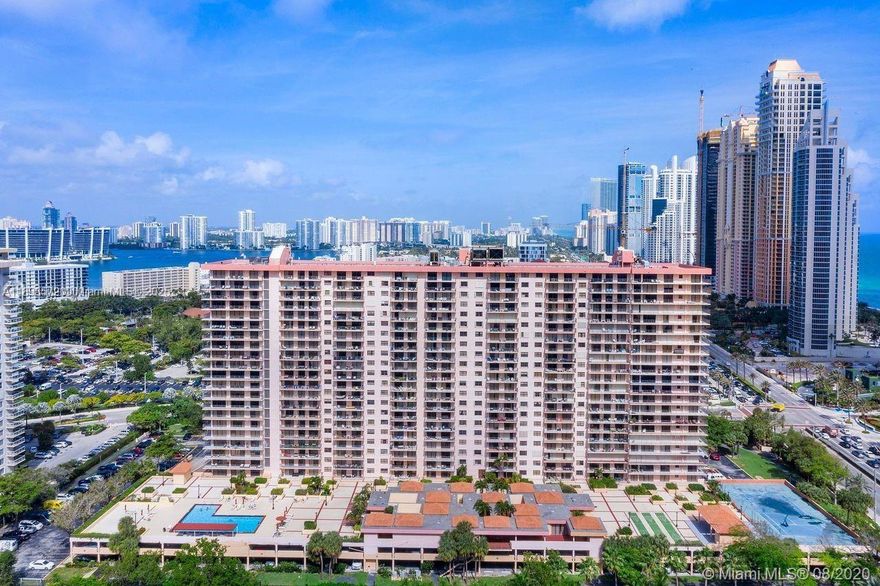 Prime Location, Sunny Isles Beach, Across the Ocean, 600 Winston Towers. Bright 2 Bed 2 Bath with Amazing South exposure. Panoramic Views of the Ocean & City! Unfurnished, Washer/Dryer inside the unit. Water, Internet, TV-basic cable. Great Amenities:24hrs Security, Swimming Pool, Fitness room, Tennis court, Sauna, Game room, Library. Close to the Shopping Centers, Restaurants, Parks, Safe Neighborhood, Great K-8 School. Close to Aventura & Bal-Harbor Mall.