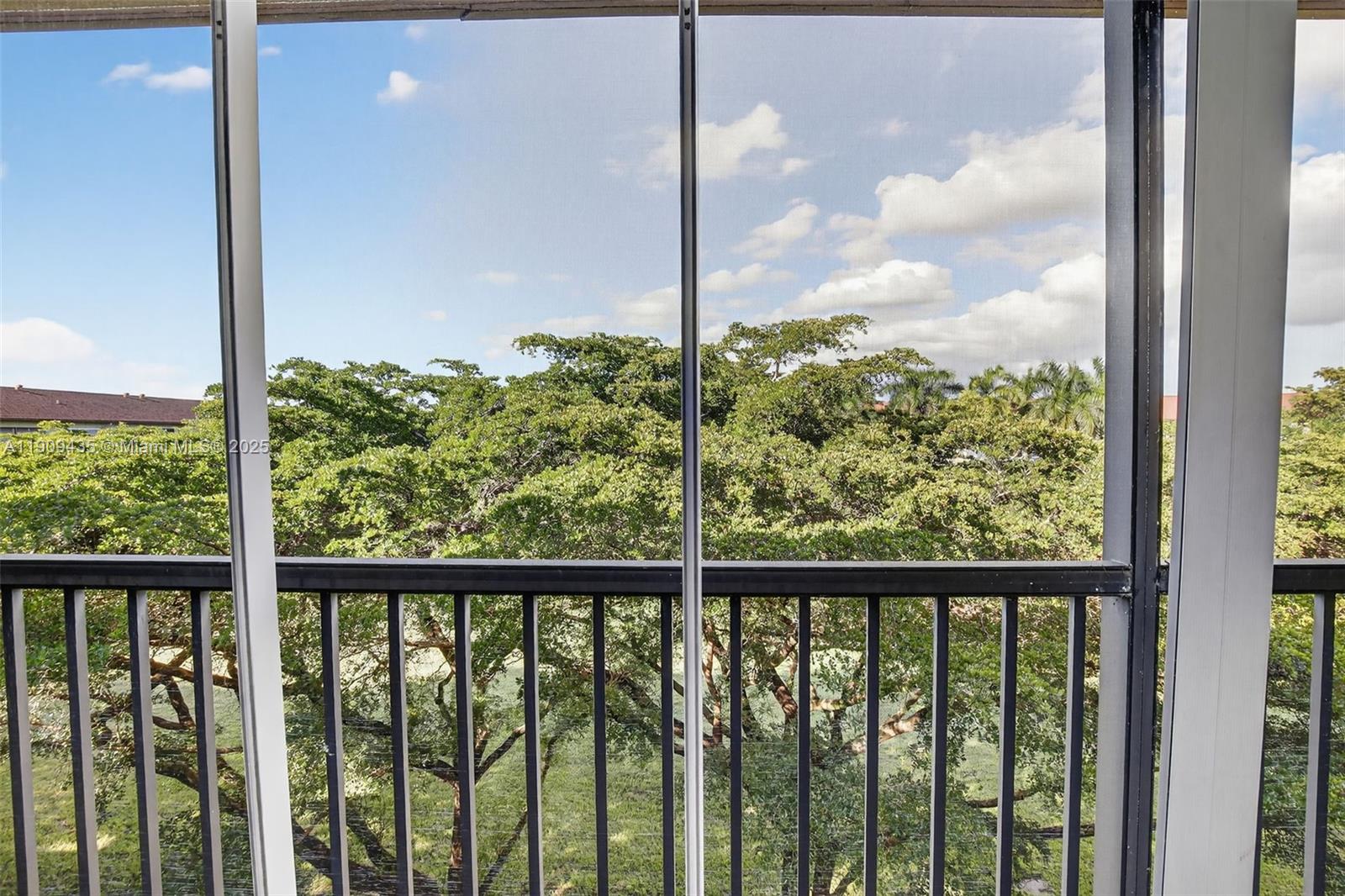 IVANHOE EAST AT CENTURY V - Residential