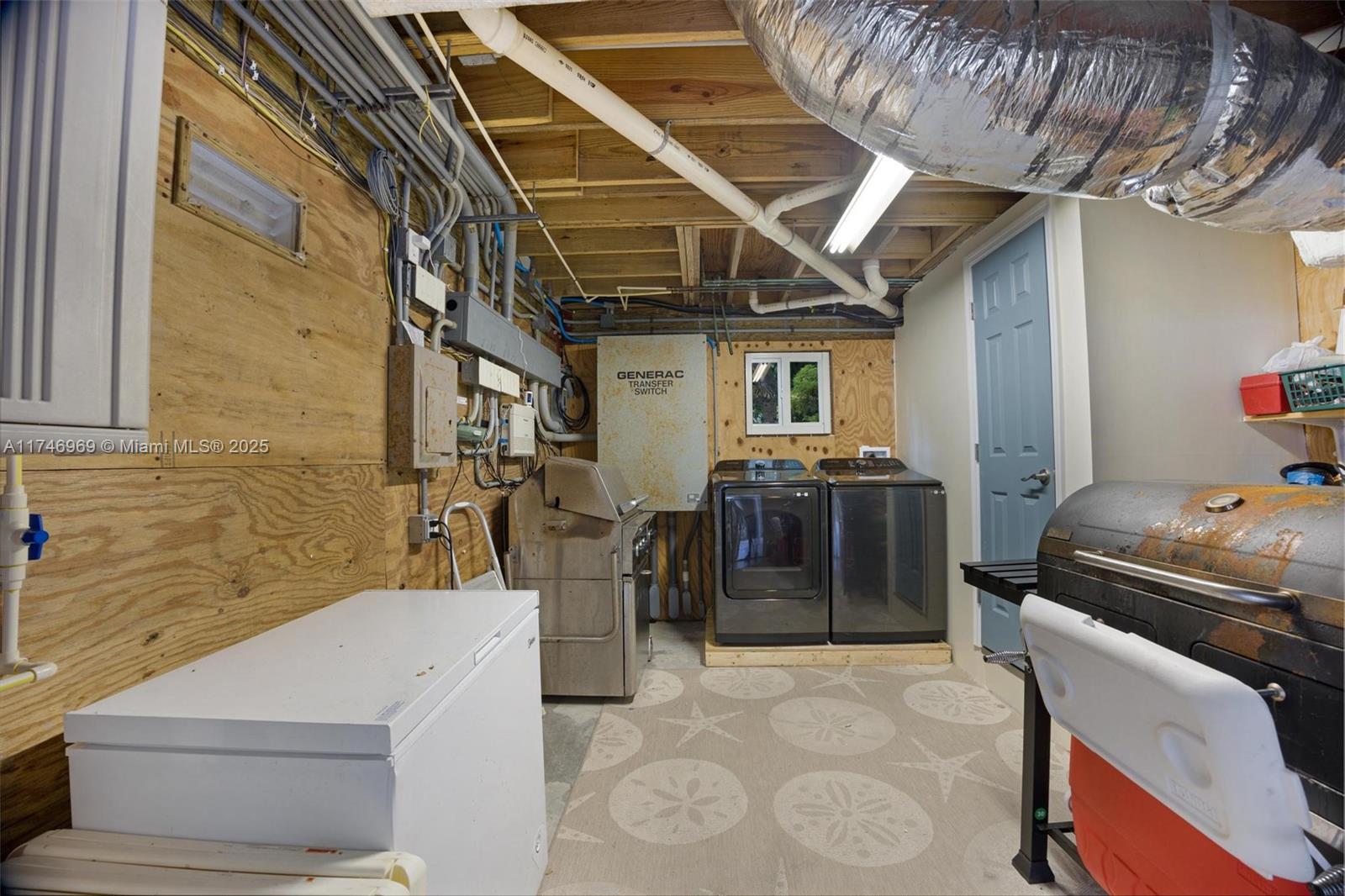 SUMMERLAND BEACH AMD - Residential